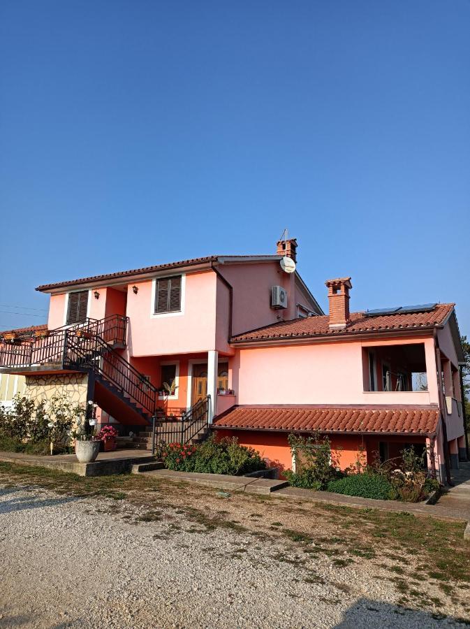 Apartman Biba Лабин Екстериор снимка